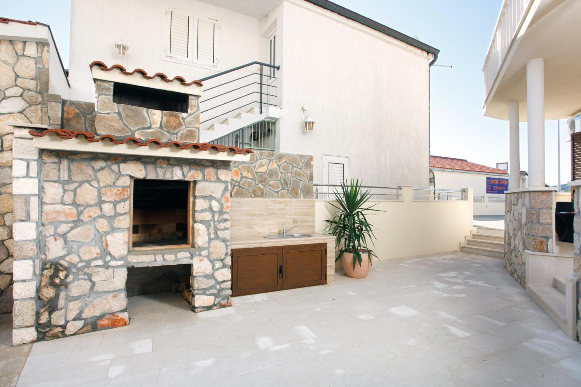 Apartments Tisno - Villa Mare Εξωτερικό φωτογραφία