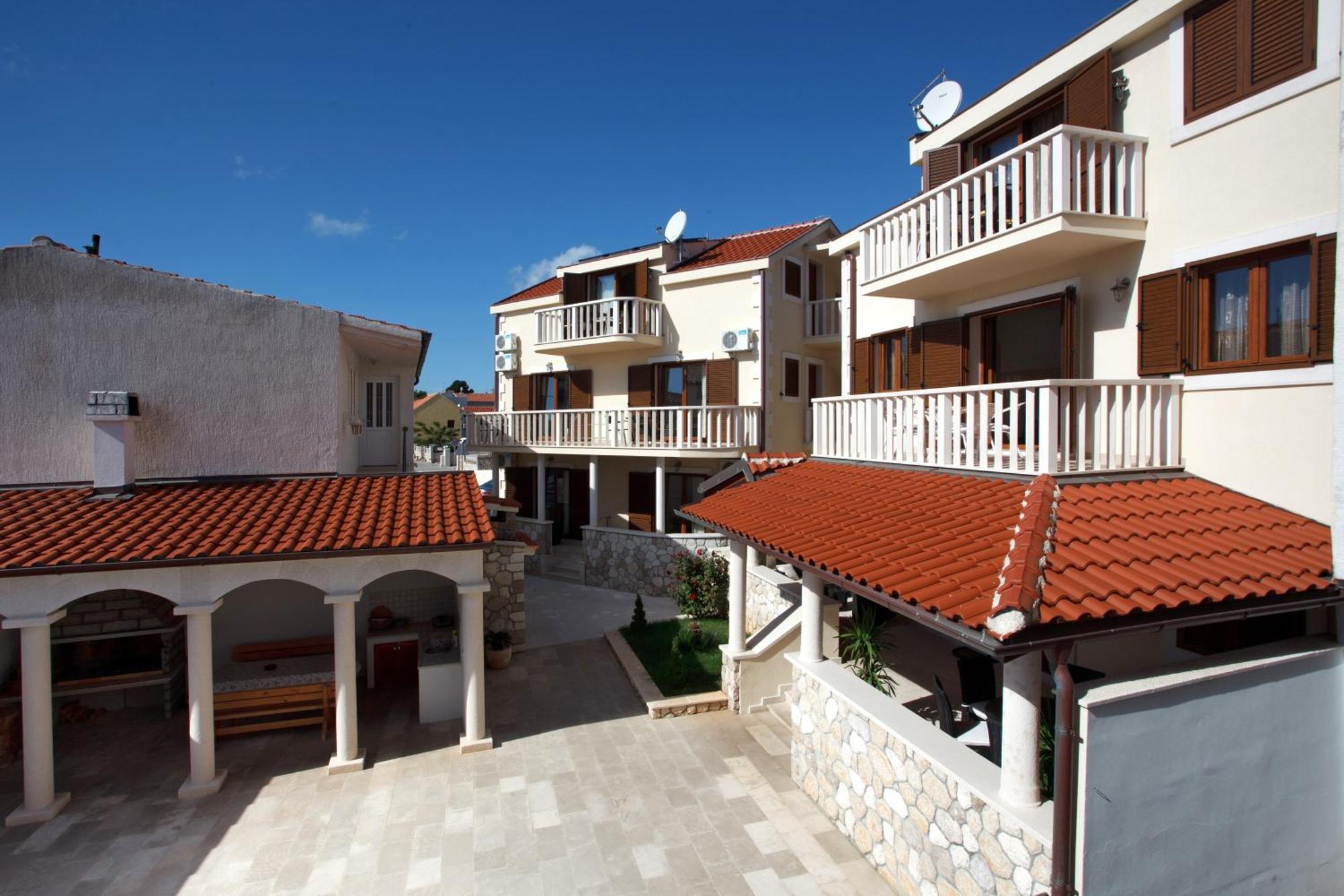 Apartments Tisno - Villa Mare Εξωτερικό φωτογραφία